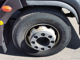 Spezialfahrzeug für Containertransporte IVECO 150E32 E6 - 13