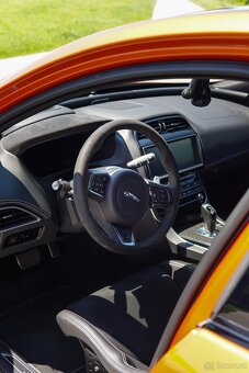 Jaguar XE Project 8 Track Pack - 13