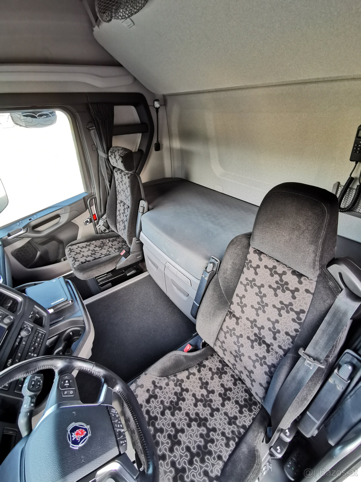 Zu verkaufen SCANIA R450 E6 Einkreishydraulik. - 14