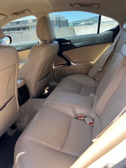 Lexus IS250 - 14
