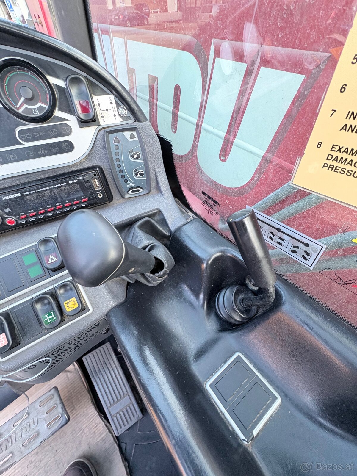 Verkaufe Teleskoplader Manitou MT 932 - 15