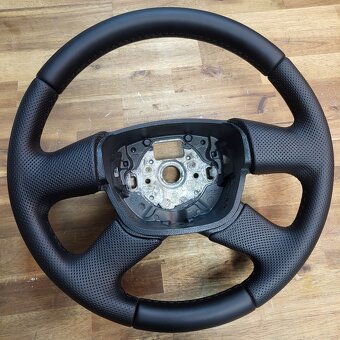 Professionelle Lenkrad-Neubezüge – Leder, Alcantara & mehr - 15