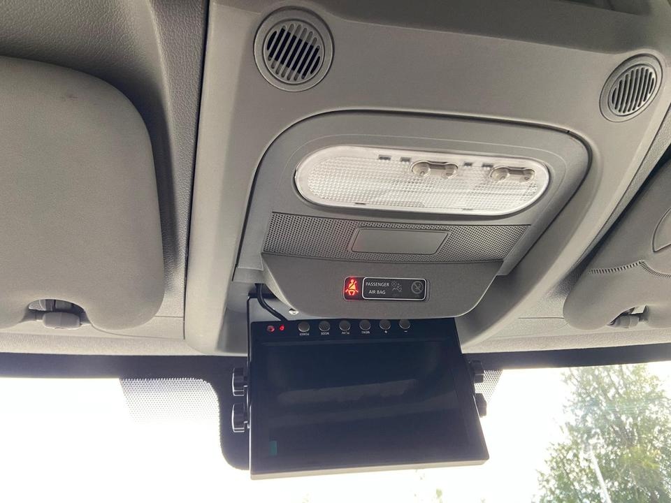Pferdetransporter an: Renault Master - 16