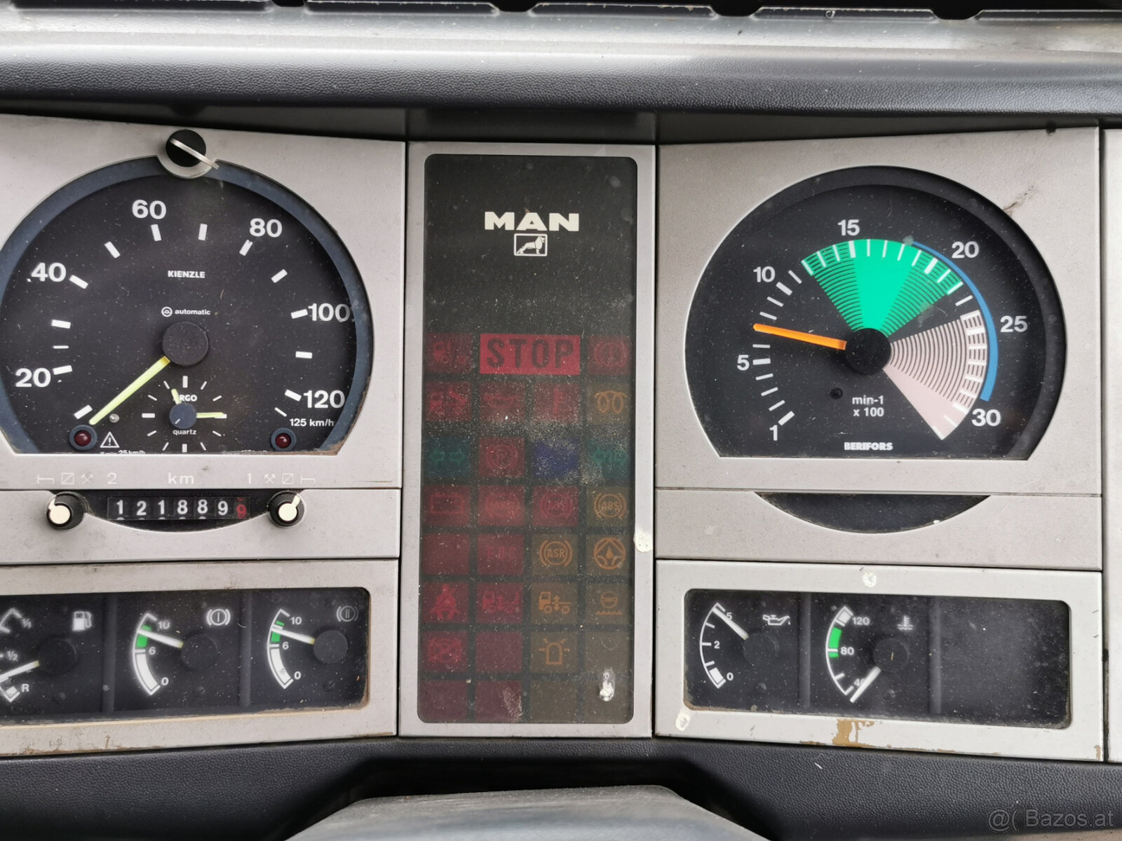 Kehrmaschine MAN 15.224 SILENT Typ L82-LRK EURO 2 - 16