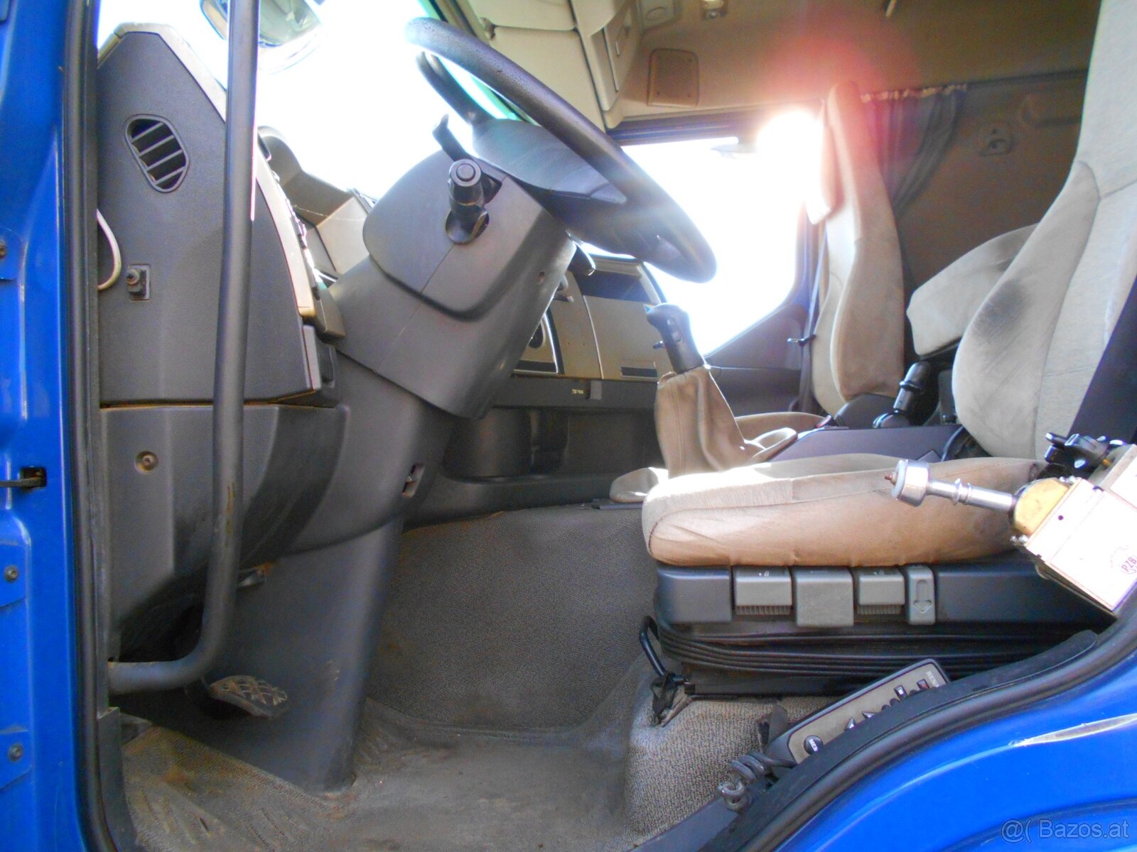 RENAULT PREMIUM - 16