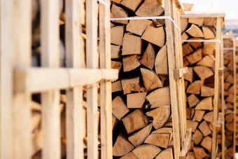 25,33,50 Brennholz,halb-/trocken Buche, Eiche Kiste 1,95 - 16