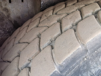 Zu verkaufen Volvo ABG P6870C Radfertiger - 17