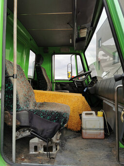 Zu verkaufen LKW TATRA T815 6x6.2 mit hydraulischem Ausleger - 17