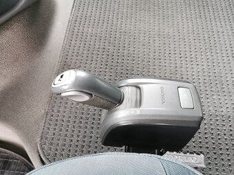 Zu verkaufen VOLVO FH13 420 42T Sattelzugmaschine EEV - 17