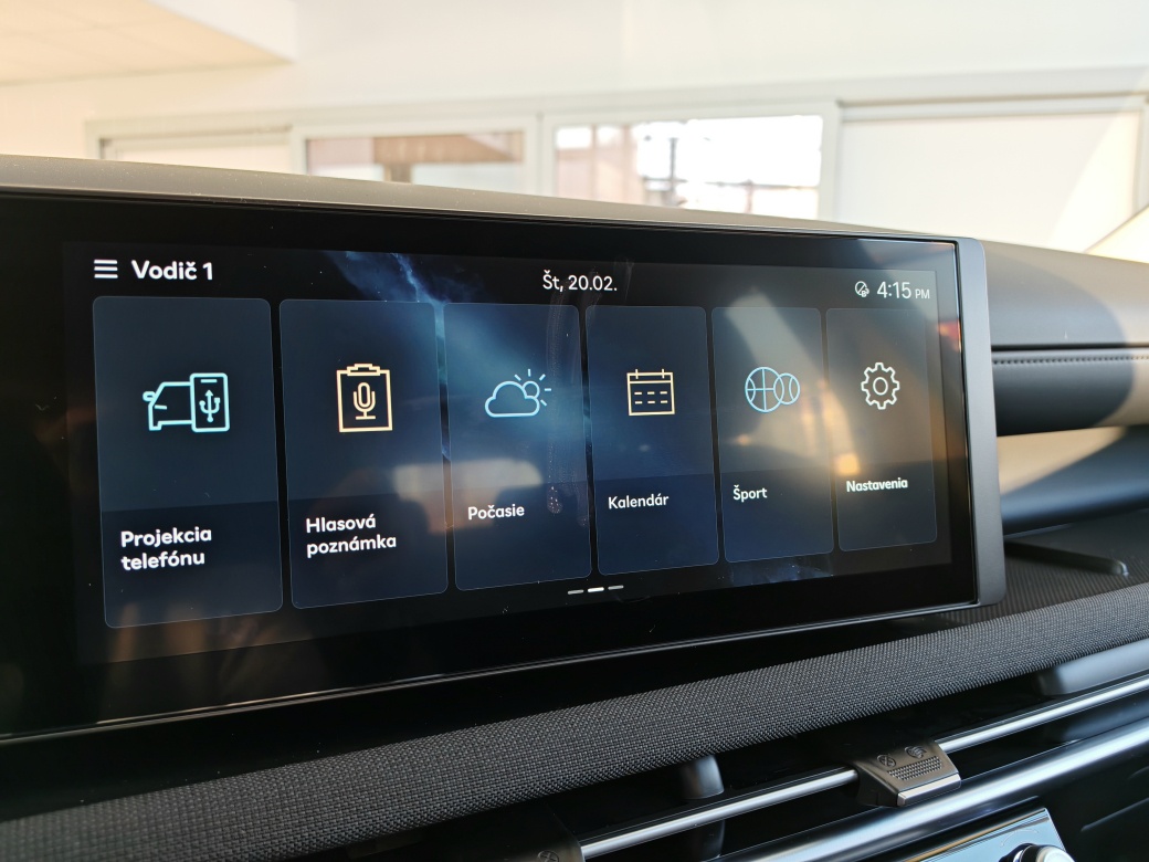 Hyundai Tucson FAMILY FL 1,6 T-GDi MHEV, LED 25.000€ netto - 18