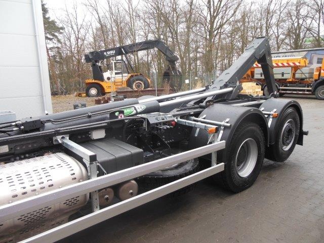 Iveco X-Way AD 280X46 - 18