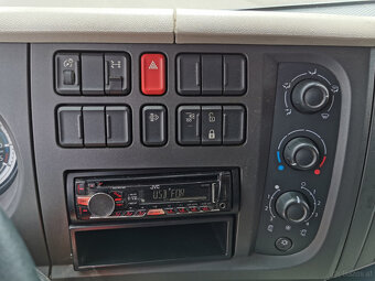 Zu verkaufen DAF LF 18.280 FA EURO 6 Pritschenwagen - 18