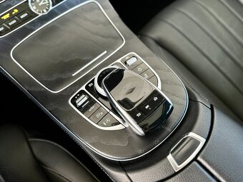 Mercedes-Benz E 400 d T-Modell Avantgarde 4MATIC - V6, 250 k - 18