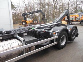 Iveco X-Way AD 280X46 - 18