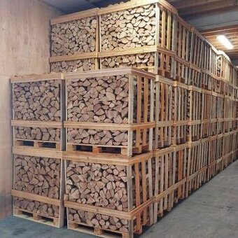 Eiche Brennholz logs gewürzt für Heizen