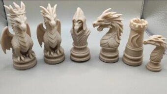 Dragon chess set