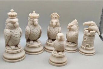 Chess set bird design