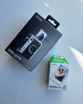 Instax Mini Evo + 1 Packung Filme (20 Stück) – Top-Zustand
