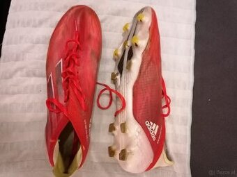Adidas/Nike Fußballschuhe, gebraucht.