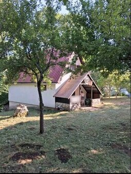 HAUS ZU VERKAUFEN – KOLAŠIN, MONTENEGRO