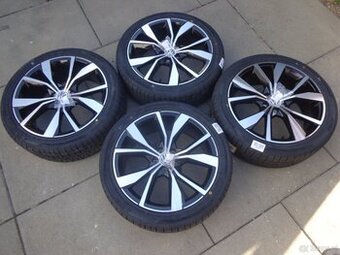 VW Taigo / VW T-Cross neue Winterradsatz 215/45R18