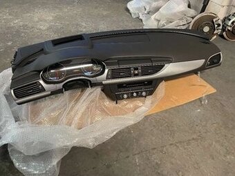 Armaturenbrett Audi A6 C7 4G bj 13-18 TOP Zustand