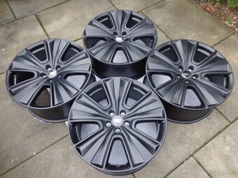 Land Rover Range Rover L460 / L461 neue Alufelgensatz 22"