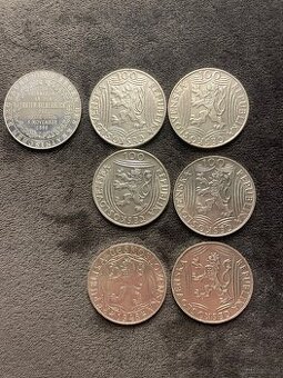 Münzen und einer Medaille bitten.