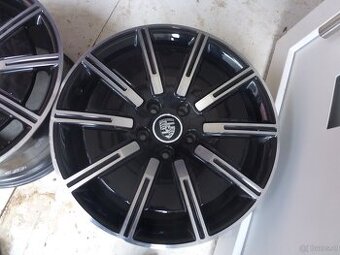 Porsche Sport Aero Taycan