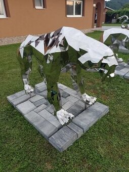 Lebensgroße Edelstahlskulptur