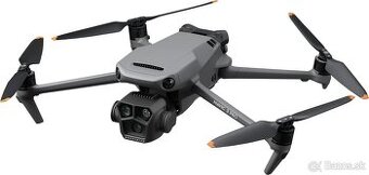 Dron DJI Mavic 3 Pro Fly More Combo