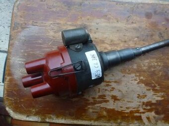 BOSCH    Zündverteiler