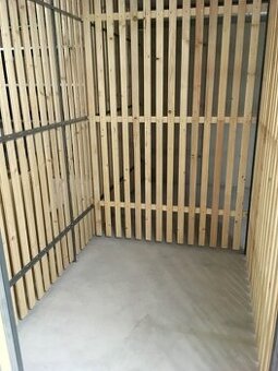 Vermiete Lagerbox (2m²) mit Licht/Strom in Innsbruck