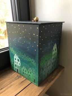 ,Dóza,Obrazy Soňa Mrázová