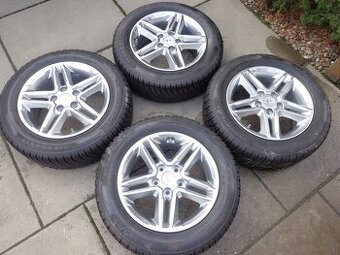 Hyundai Kona original Winterradsatz 205/60R16