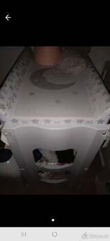 Wickeltisch mit Badewanne