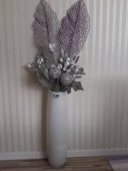Bodenvase mit Glitzerblumen