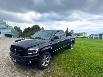 Dodge RAM 1500 5.7 HEMI 2008 – 80.000 km aus der Schweiz