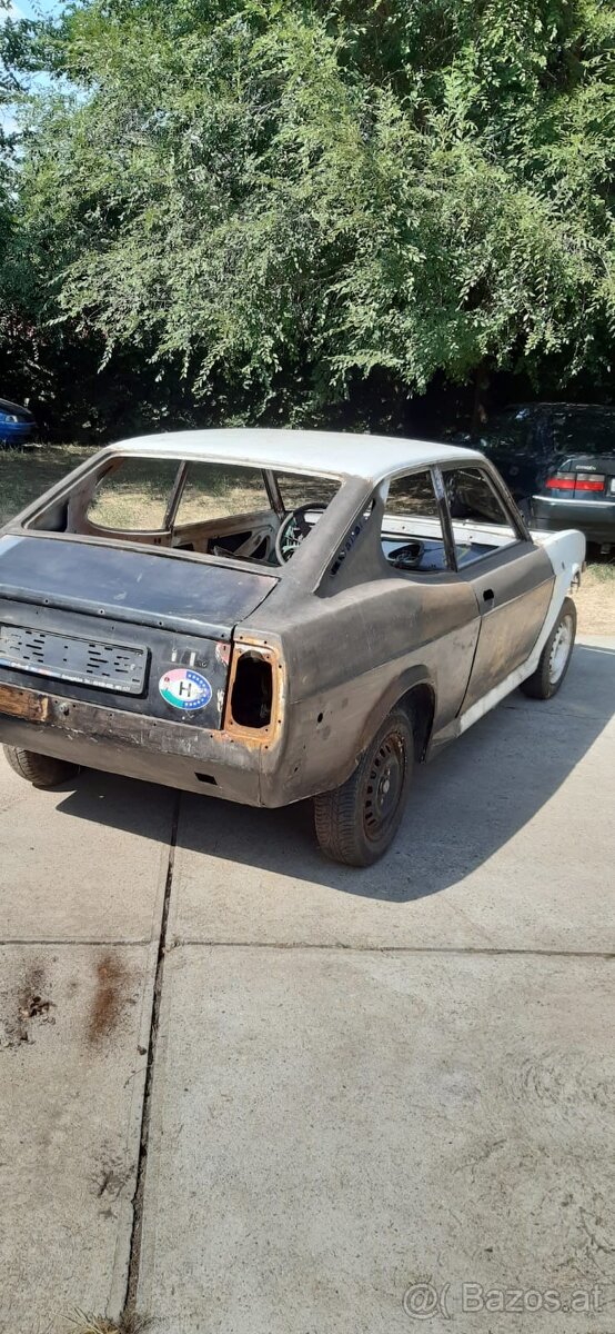 Karoseria Fiat 128 SL Coupe 2 stuck Borgward Lloyd - 2