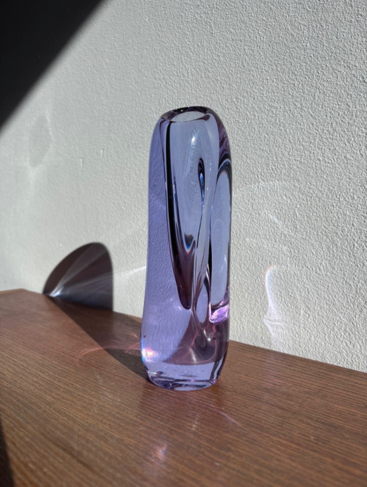 Violette organische Kunstglas-Vase (Union) | Brüsseler Stil - 2