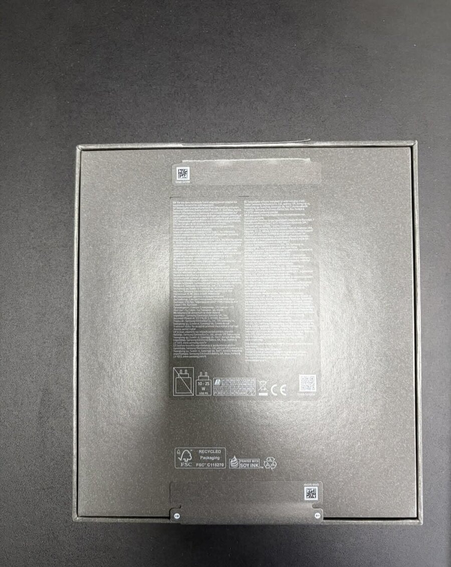 Predám úplne nový Samsung Galaxy Z Fold7,Jetblack,16GB/1TB - 2