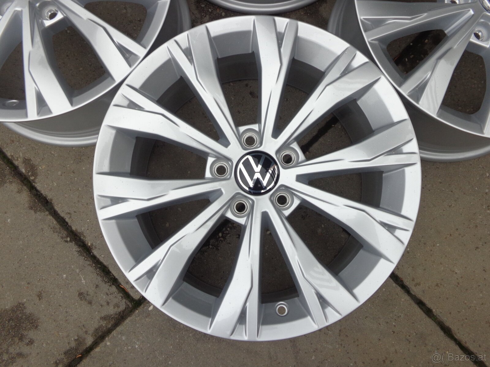VW Tiguan neue Alufelgensatz 17Zoll - 2