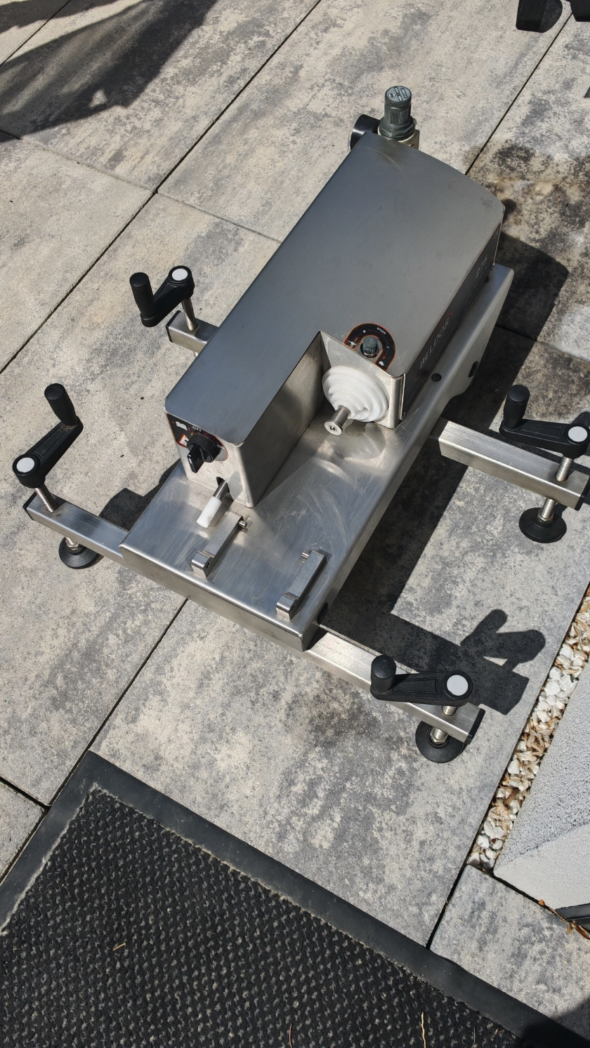 Beldos Beltop 275 pneumatische Dosier- und Füllmaschine - 2
