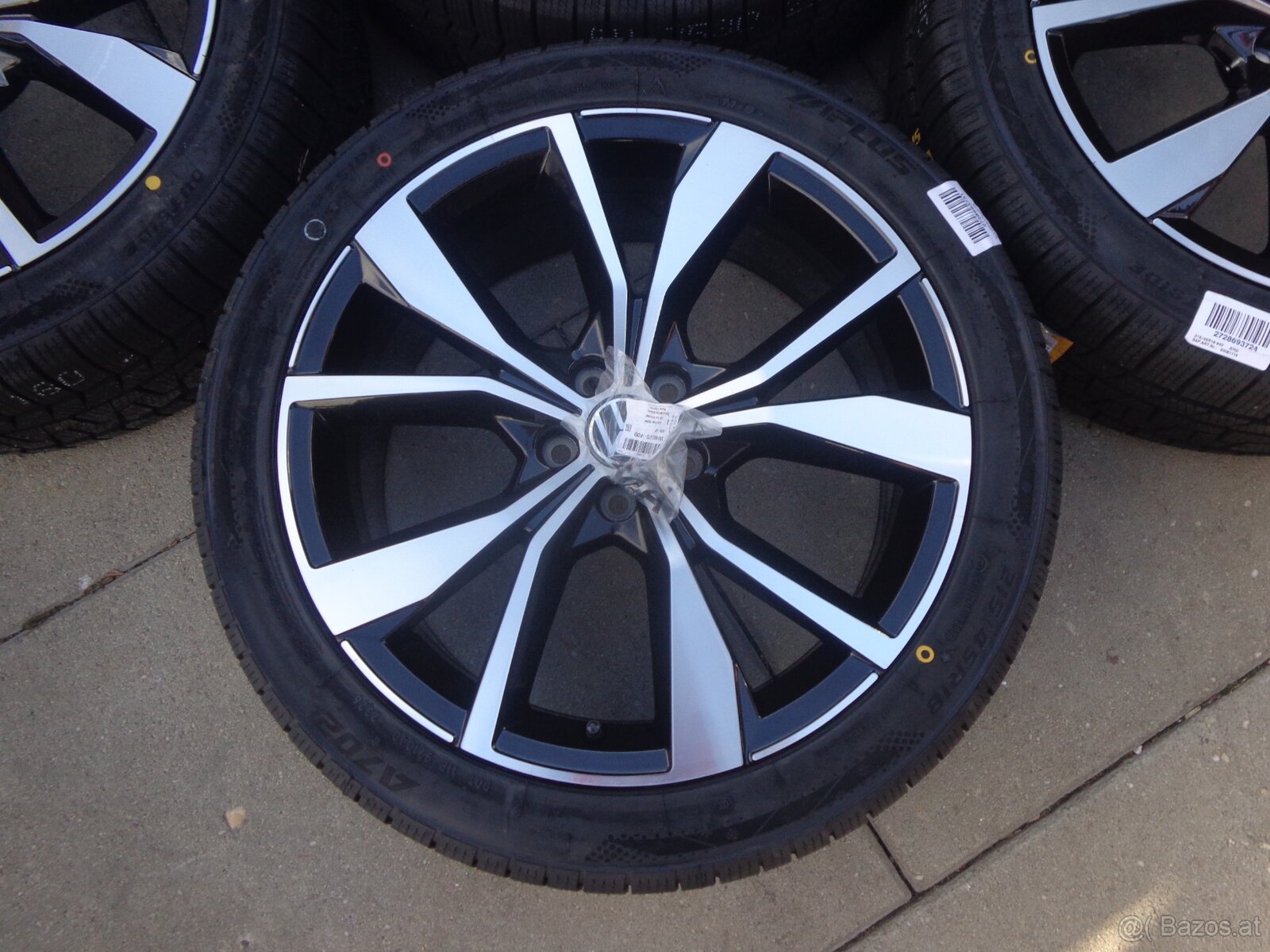215/45R18 VW Taigo / VW T-Cross nagelneue Winterradsatz - 2