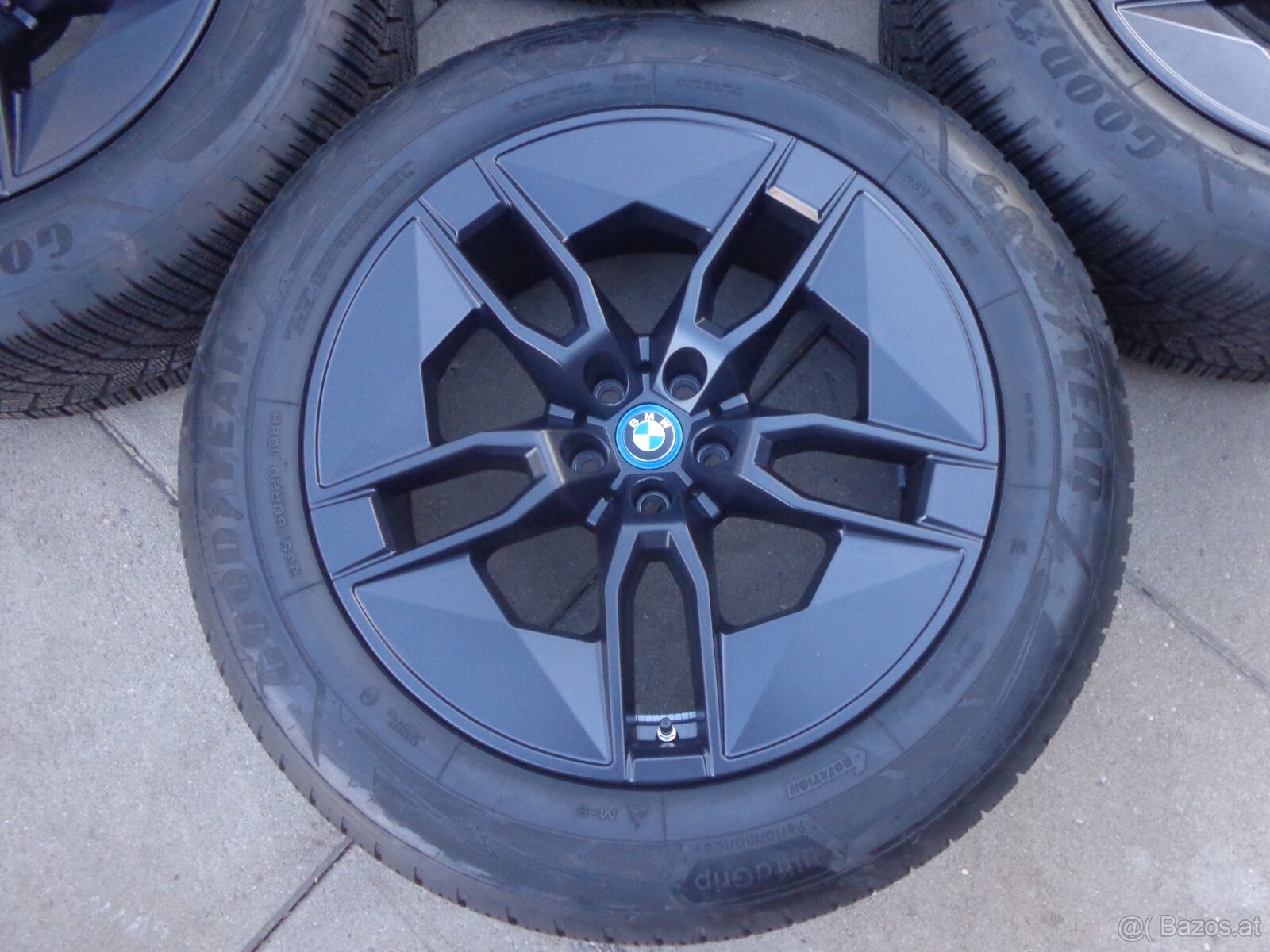 BMW iX - originaler 20" Winterradsatz (Demo) inkl. TPMS / R - 2