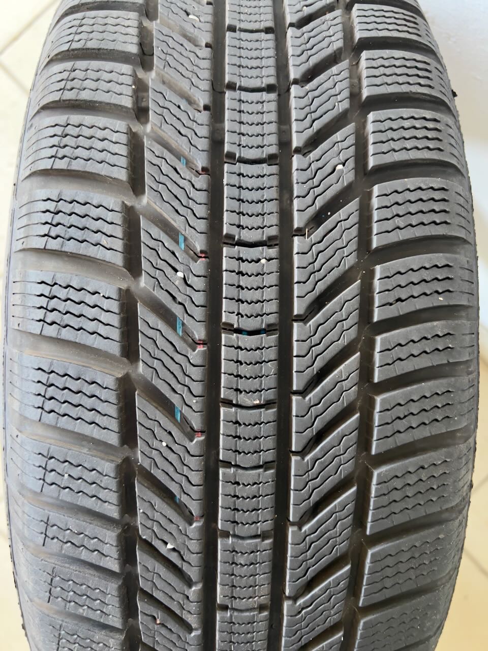 4 Stk Kompletträder 235/55R19 Conti Wintercontact TS870P 105 - 2