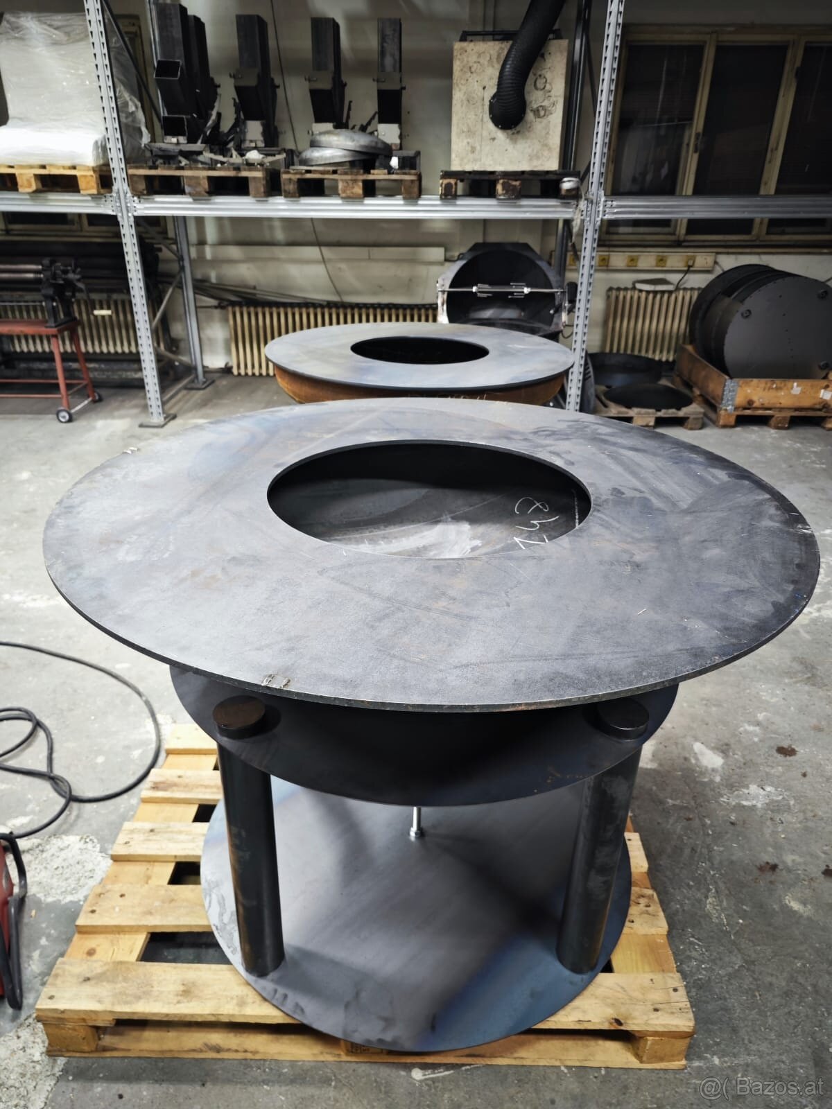 Massiver Partygrill 150 kg, 10 mm, professionelle Verarbeitu - 2