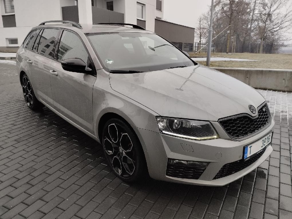 skoda octavia vrs 2.0tdi 135kw dsg. 126tkm.kamera.navi. - 2