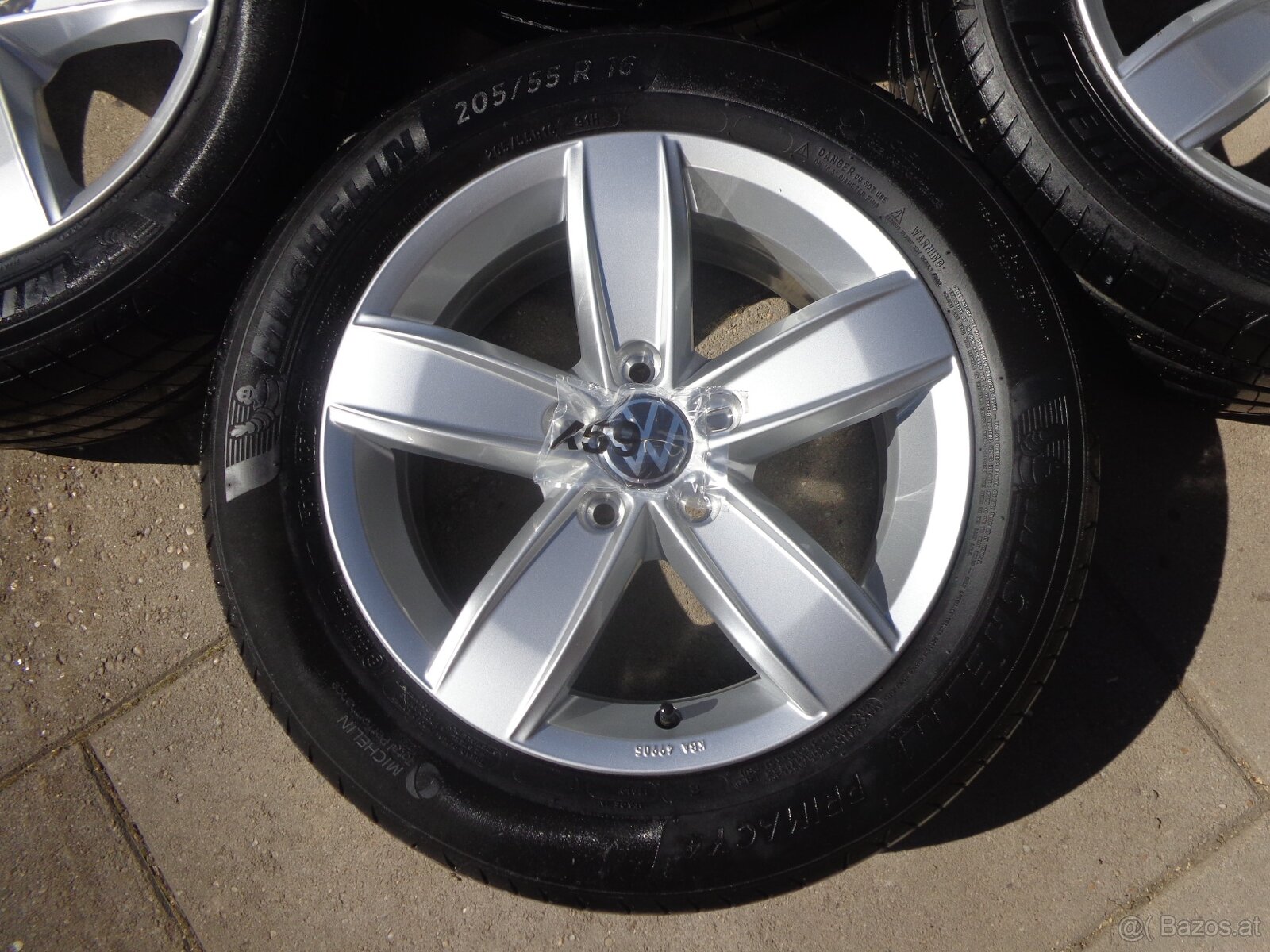 Volkswagen Golf Passat Caddy Touran Jetta Beettle - 2