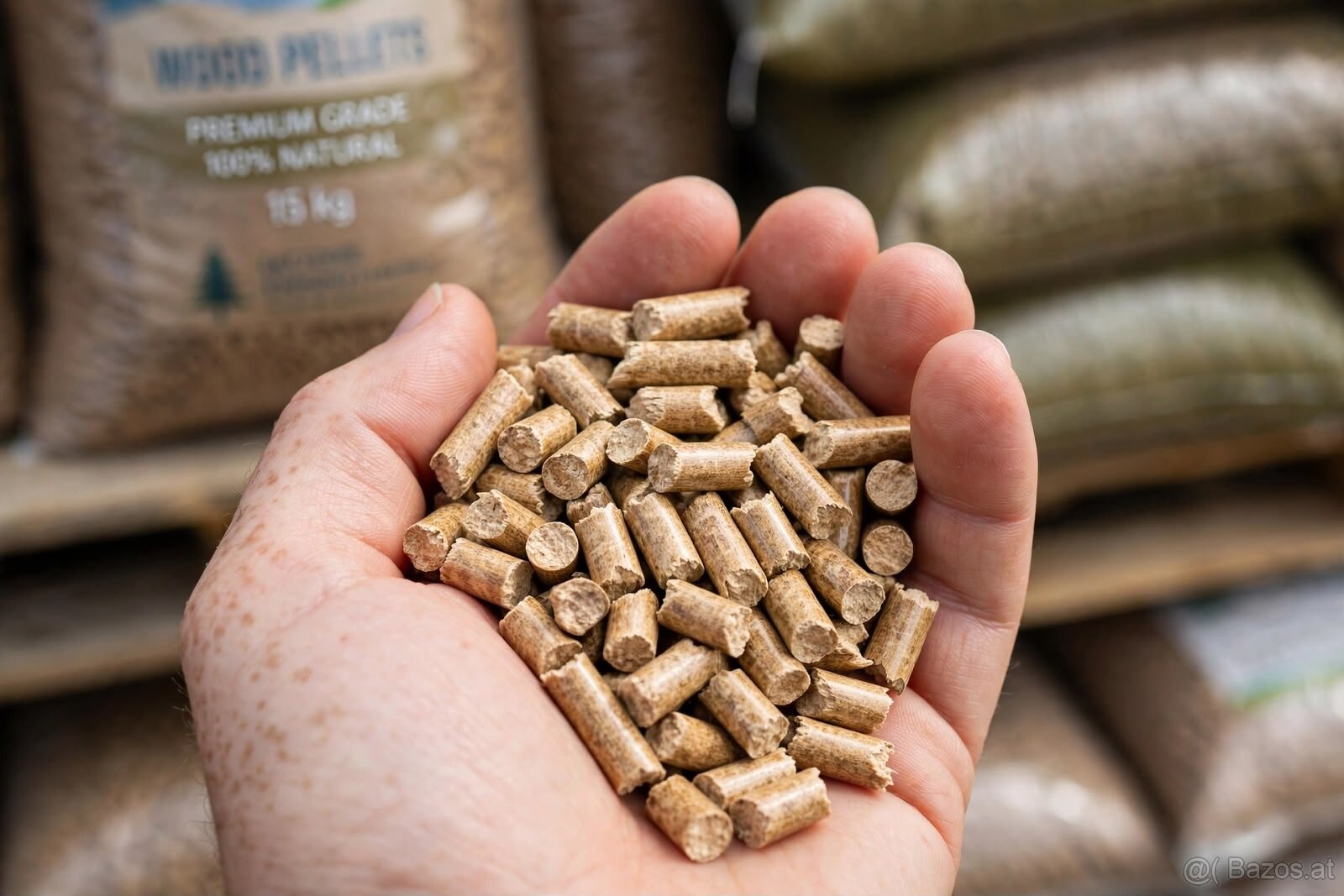 Holzpellets ENplus A1 - 15kg Säcke, Palette 1050kg, Zustellu - 2